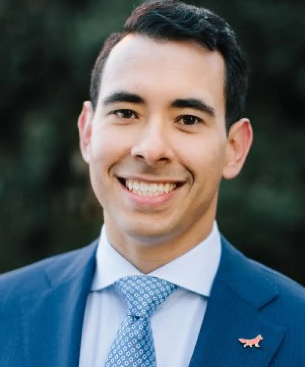 Headshot_HF Headshot_HF